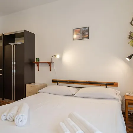 Moggio Terrazzo 24 דירה